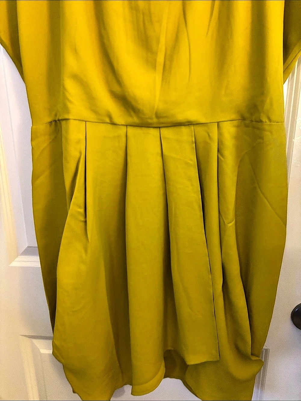 Express Women's Pleated Midi Dress - Picture 3 of 5